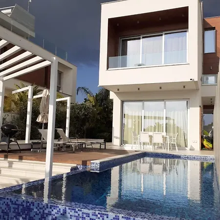 Napa Hills Seaview Villa *